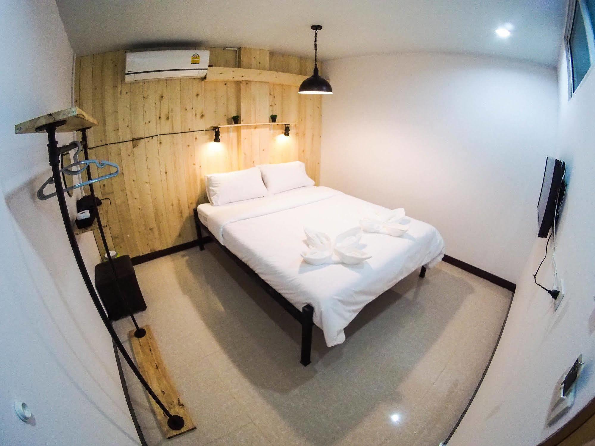 The Better Hostel Чиангмай Екстериор снимка